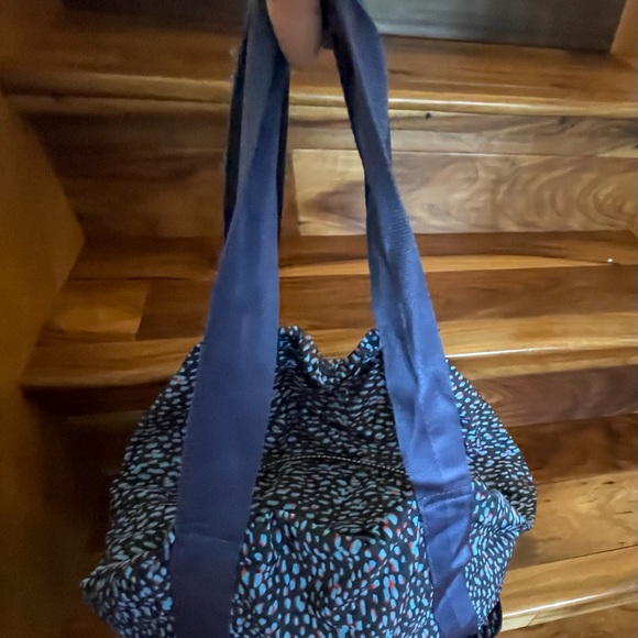 Tory Burch Gym Bag - Picture 6 of 10